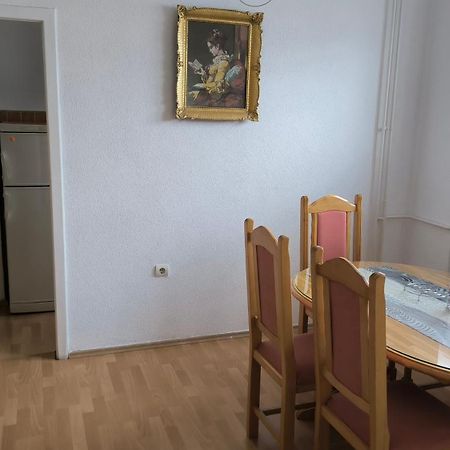 Trosoban Stan U Zenici Apartamento Zenica Exterior foto