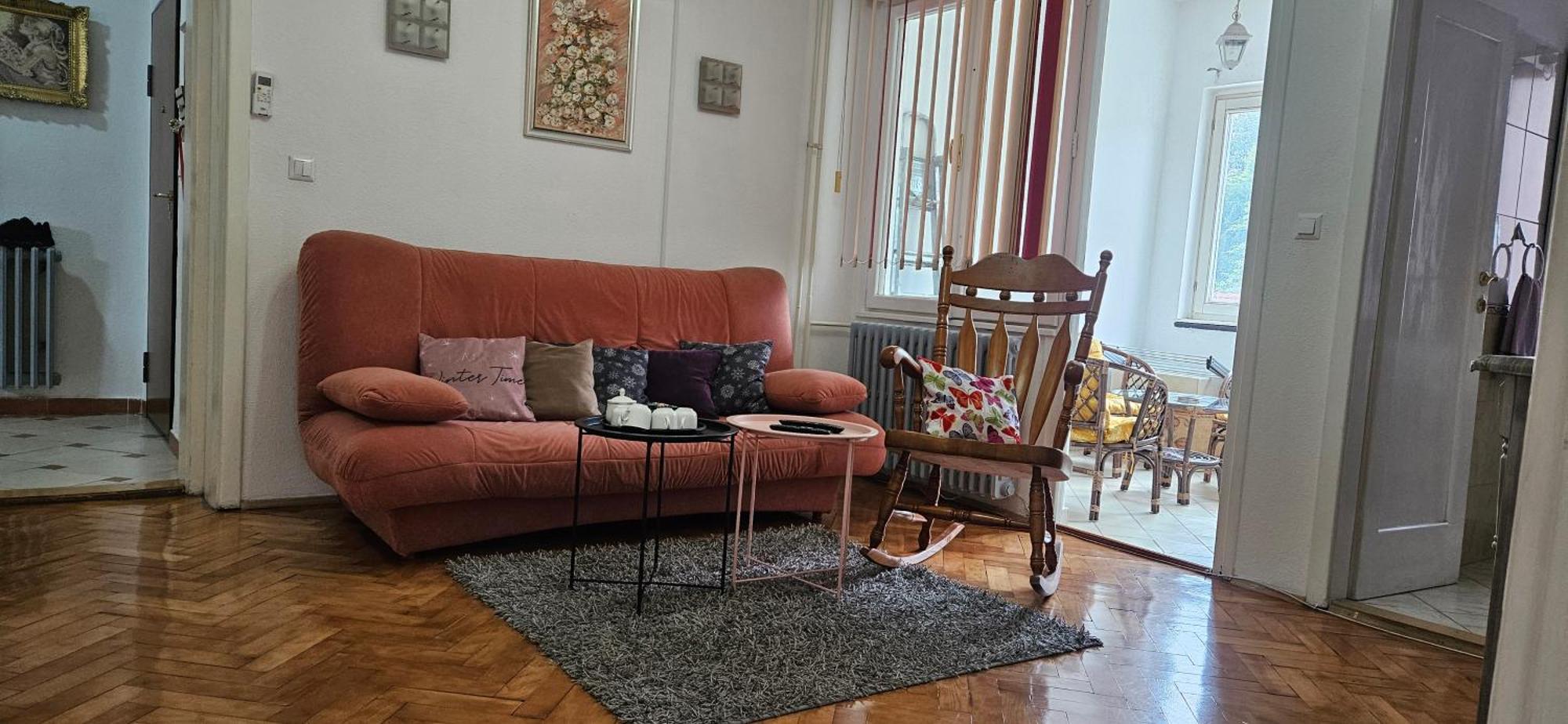 Trosoban Stan U Zenici Apartamento Zenica Exterior foto